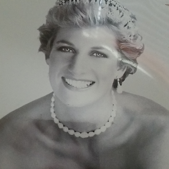 1998 Commemorative Calendar - Picture 5 of 8